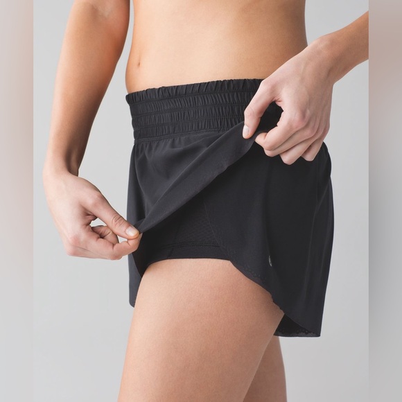 Lululemon Free Spirit Short Black - Picture 2 of 4